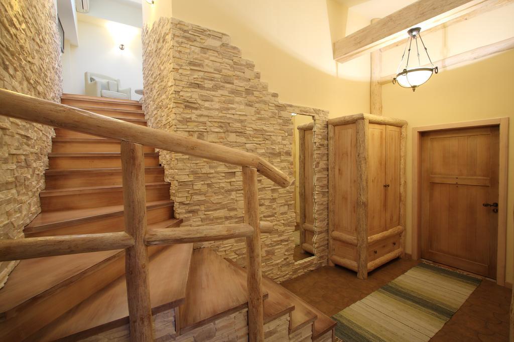 Park-Hotel Butenko Stable Protsev Dış mekan fotoğraf