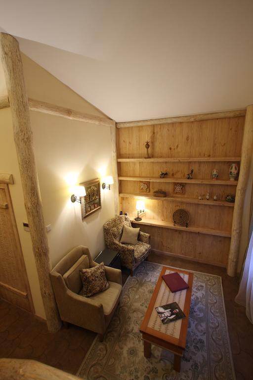 Park-Hotel Butenko Stable Protsev Dış mekan fotoğraf