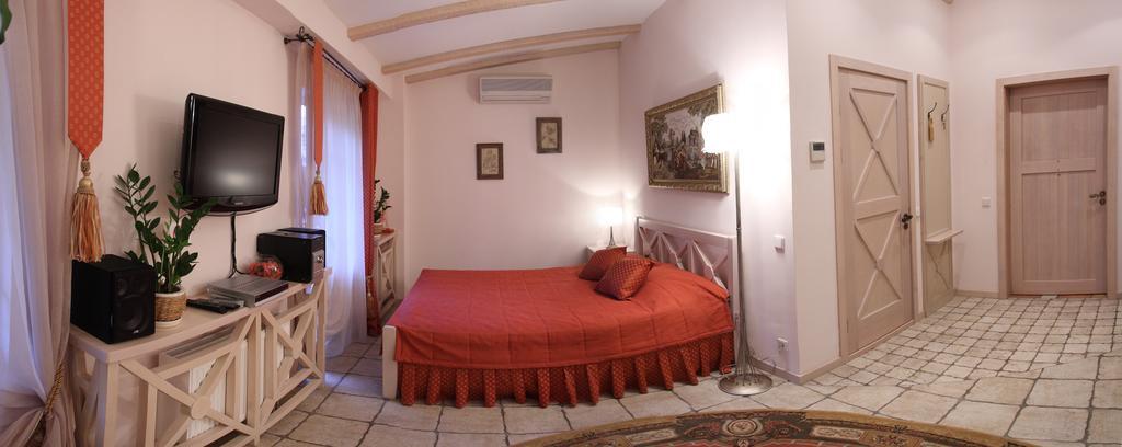 Park-Hotel Butenko Stable Protsev Dış mekan fotoğraf