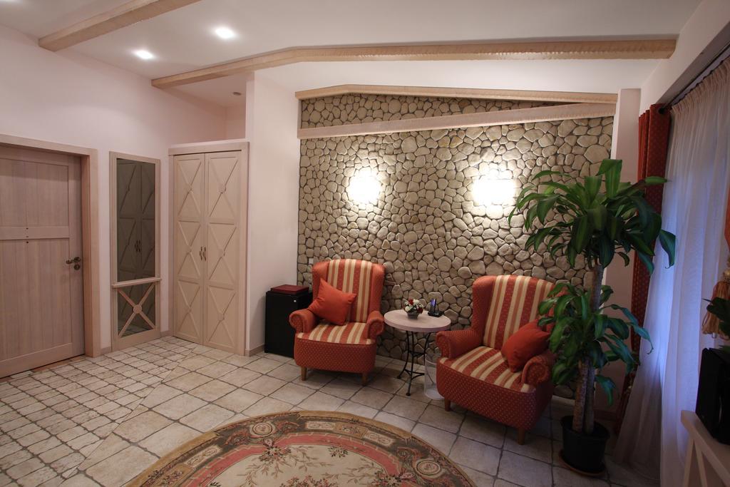 Park-Hotel Butenko Stable Protsev Dış mekan fotoğraf